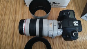 キャノン　EF100-400mmf/4.5-5.6LIS USMとEOS7DマークIIセット