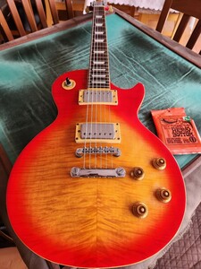 Epiphone　Gibson　レスポール　綺麗なチェリーサンバースト　