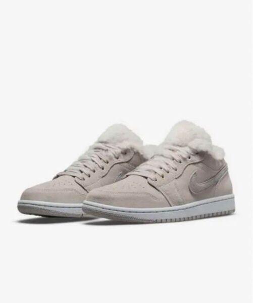 NIKE WMNS AIR JORDAN 1 LOW SE 25cm