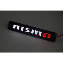 国内発送★ NISMO ニスモ LED ロゴ エンブレム グリル バッジ カスタマイズ ドレスアップ 日産 NISSAN レーシング チューニング スポーツ_画像1