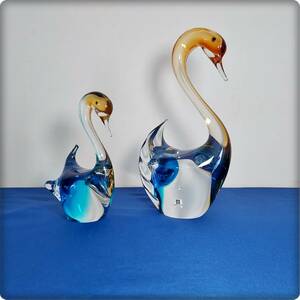  MULTI GLASS マルティグラス 白鳥スワン 親子 1対 ガラス細工 ガラス工芸 置物 ガラス製品 オブジェ 現状品