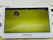 SONY PlayStation Vita 本体 PCH-2000 ライムグリーン ソニー プレイステーションヴィータ PSVITA 簡易動作確認　現状品_画像3