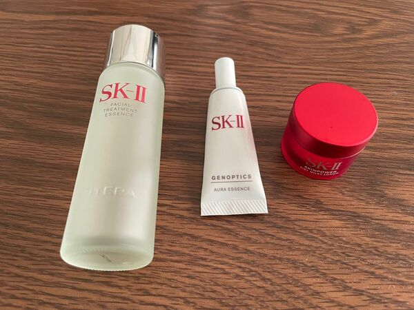 SK-II エスケーツー ジェノプティクス オーラ エッセンス セット