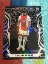 176/195 ラシナトラオレ PANINI OBSIDIAN SOCCER AJAX LASSINA TRAORE アヤックス ルーキーカード_画像1