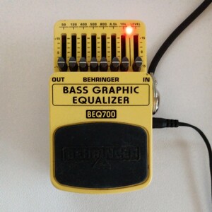 BEHRINGER　ベリンガー　BASS GRAPHIC EQUALIZER 【BEQ700】