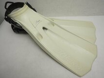 USED GULL ガル MANTIS DRY FIN マンティスドライフィン サイズ:S(22-25cm) スプリングストラップ付 ランク:AA ダイビング用品[N56000]_画像1