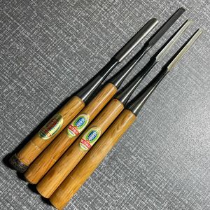 大工道具 未使用　左文字　鑿ノミ 4本幅8mm×3本/13mm×1本　長さ29.5〜34cm