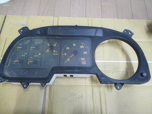 * Isuzu Giga meter tachometer combination meter 1-83114-785-0 operation not yet verification *