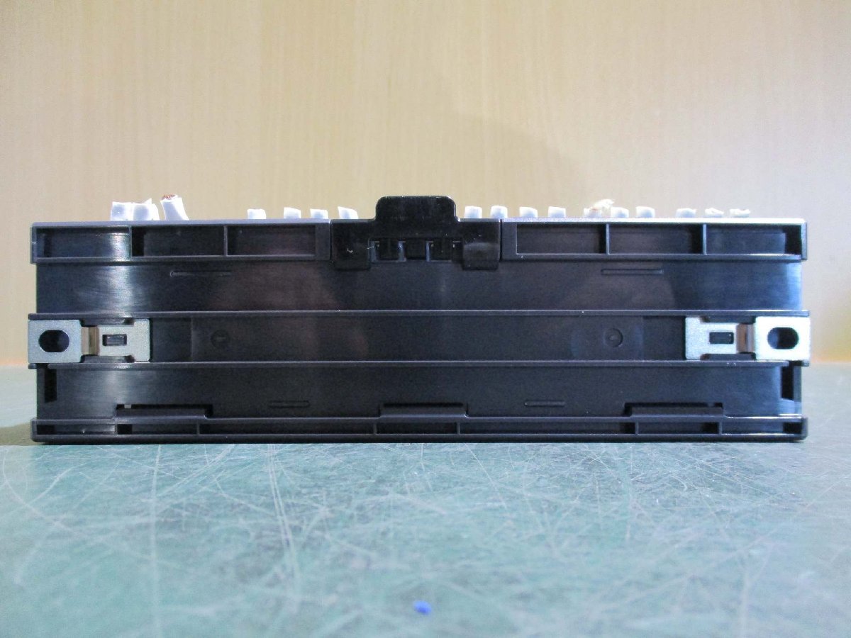 中古KEYENCE プログラマブルコントローラ アナログ入力ユニット KV-RC32BX 24V(BAXR41214B020) 中古KEYENCE プログラマブルコントローラ アナログ入力ユニット KV-RC32BX 24V(BAXR41214B020)