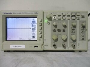 中古 Tektronix ２ch デジタルオシロスコープ TDS1001B 40MHz 500MS/s 通電OK(GAAR41208A005)