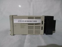 中古OMRON電子温度調節器 E5CS-R1P(JAAR40906C069)_画像1