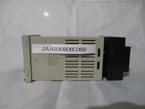 中古OMRON電子温度調節器 E5CS-R1P(JAAR40906C069)