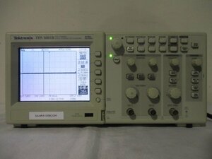 中古 Tektronix ２ch デジタルオシロスコープ TDS1001B 40MHz 500MS/s 通電OK(GAAR41208C001)