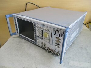 中古Rohde & Schwarz CMU200 Universal Radio Communication Tester 1100.0008.02(GAPR41216A002)