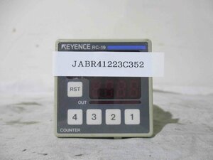 中古 KEYENCE Preset counter RC-19 小型電子カウンタ(JABR41223C352)