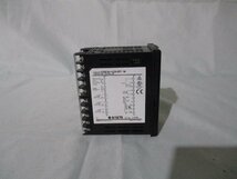 中古 OMRON E5EN-Q3HBT-N 温度調節器(JAAR40905B107)_画像3