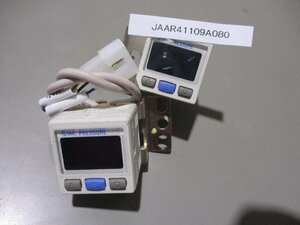 中古 SMC デジタル圧力スイッチ ZSE30A-C6L-N-M 2セット(JAAR41109A080)