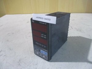 中古 YOKOGAWA UT520 デジタル指示調節計 100-240VAC 50/60HZ(JADR50213A032)