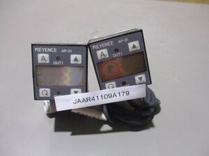 中古 KEYENCE AP-31A 2色表示デジタル圧力センサ 2セット(JAAR41109A179)