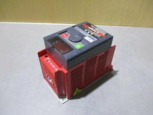 中古 TOSHIBA TRANSISTOR INVERTER VFNC3-2007PB トランジスタ インバータ 0.75kW 1.6kVA(LADR41223B119)