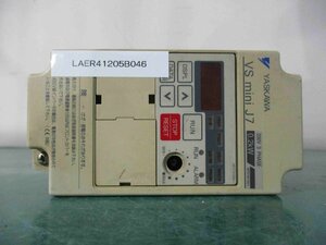 中古 YASKAWA Vs mini J7 CIMR-J7AA20P2 インバータ(LAER41205B046)