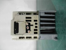 中古 YASKAWA Vs mini J7 CIMR-J7AA20P4 インバータ(LAER41205B037)_画像4