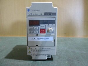 中古 YASKAWA Vs mini J7 CIMR-J7AA20P4 インバータ(LAJR50607B086)