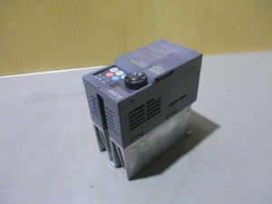 中古 MITSUBISHI INVERTER FR-E720-0.75K インバータ 200-240V(LANR50216C103)