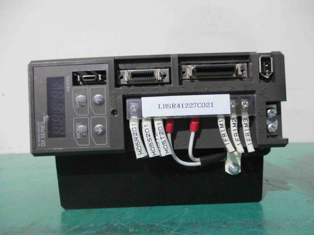 中古 ORIENTAL MOTOR AC SERVO DRIVER DXDL075-S(LBSR41227C021)