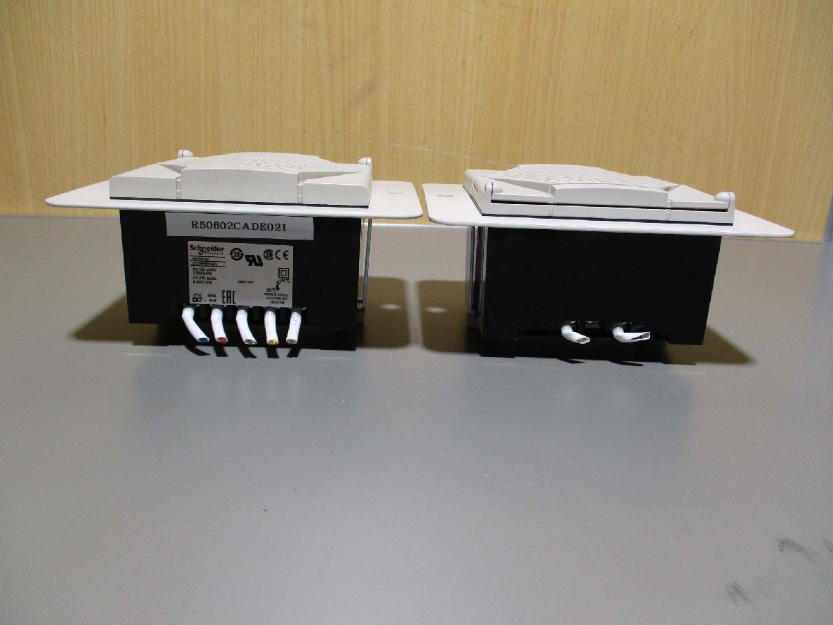 中古Schneider Electric XVS96BMWN ハーモニーブランド コーンスピーカータイプ 電子音警報器 XVS96 シリーズ 2個(R50602CADE021)
