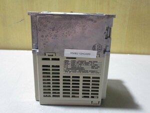 中古 YASKAWA INVERTER CIMR-J7CA22P2 インバータ 2.2kW(R50621DHC020)