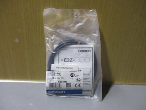 新古 Omron E3Z-R61 小型アンプ内蔵形 光電センサ (R51005EGE032)