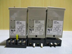 中古 OMRON E5CS-RKJ TEMPERATURE CONTROLLER 電子温度調節器 3個 (R50922CDD016)