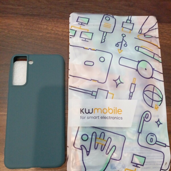 b111 kwmobile スマホケース 対応: Samsung Galaxy S21 ケース - TPU リキッド シリコン カバー - 耐衝撃 傷防止 サラサラ Case