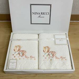 NINA RICCI ホワイト ニナリッチ フェイスタオル 2枚　チューリップ刺繍　箱なし　no.119