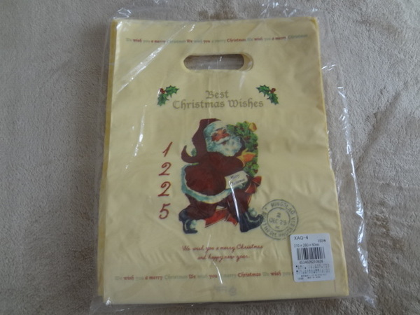 新品。かわいいクリスマス柄のラッピング袋、5０枚セット、アンティーク柄、手提げ袋、ビニール袋、プレゼント、日本製