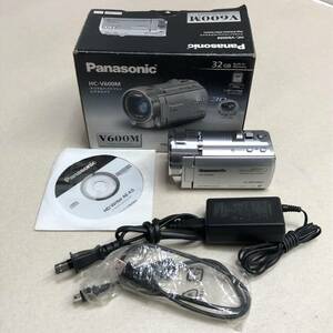 【Panasonic フルハイビジョン ビデオカメラ HC-V600M 現状品】