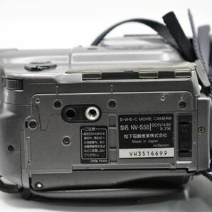 Panasonic S-VHS-C MOVIE CAMERA NV-S58 ジャンク_231182の画像1