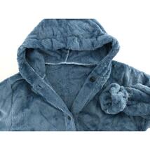 フード付き 着る毛布 マイクロふんわり コーディガンタイプ フリーサイズ ネイビーグレー 冬_画像3