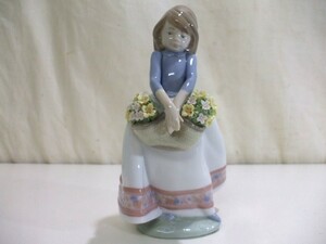 【元気堂】リアドロ LLADRO 花と少女 花を持つ少女 陶器 西洋 オブジェ 置物 フィギュリン 陶器人形