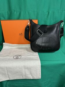 HERMES エルメス　エブリン3PM 黒　ブラック　ショルダーバッグ トリヨンクレマンス　シルバー金具　□N刻印 中古　