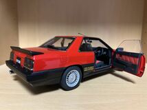 オートアート 1/18 NISSAN SKYLINE 2000 Turbo RS-X(DR30) AUTOart 日産スカイライン 鉄仮面 赤/黒　箱違い_画像5