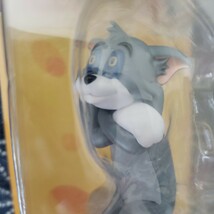 Happy くじ　トムとジェリー　A賞　フィギュア　⑬　起きているふりをする トム　TOM and JERRY FUNNY ART! 3　一番くじ_画像2