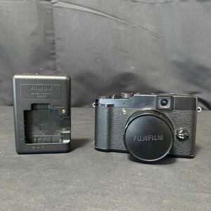 FUJIFILM X10 ブラック コンパクトデジタルカメラ f=7.1-28.4mm 1:2.0-2.8 富士フィルム 充電器 バッテリー1個 付き 動作確認済み 