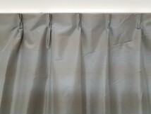 新品 遮光プリントカーテン １００X１７８cm ２枚組 ベージュ系　コーティング素材_画像3