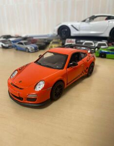 kinsmart ポルシェ911 GT3 RS （1/36スケール）