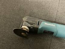 (管86565)【Makita/マキタ】マルチツール TM3010CT 傷汚れ有 通電・速度切替のみ確認 中古現状品(ジャンク扱)_画像4