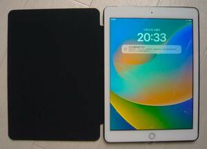 23K02 美品 iPad 9.7インチ (第5世代) ゴールド SIMフリー A1823 MPG52J/A Wi-Fi + Cellularモデル 128GB バッテリー100% 本体のみ