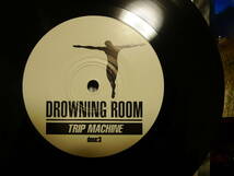 アナログ 7INCH EP●輸入盤～ Drowning Room The Divinity Syndrome レーベル:Trip Machine Laboratories TRIP MACHINE dose:3_画像4