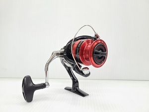 【中古品】 シマノ SHIMANO スピニングリール 19 シエナ C3000 〇YR-16705〇